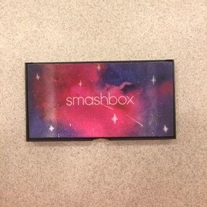 Brand new never used smashbox eye shadow pallet